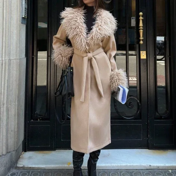 Khaki Bohemian Women's Long Coat with Faux Fur Trim - Picture 5 of 8